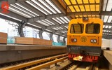 Dân Hà Nội ngỡ ngàng thấy tàu công trình chạy thử trên đường sắt Cát Linh - Hà Đông